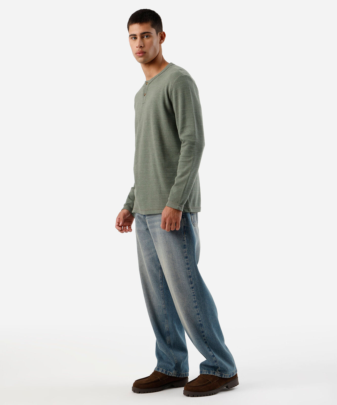 camiseta masculina texturizada com manga longa verde