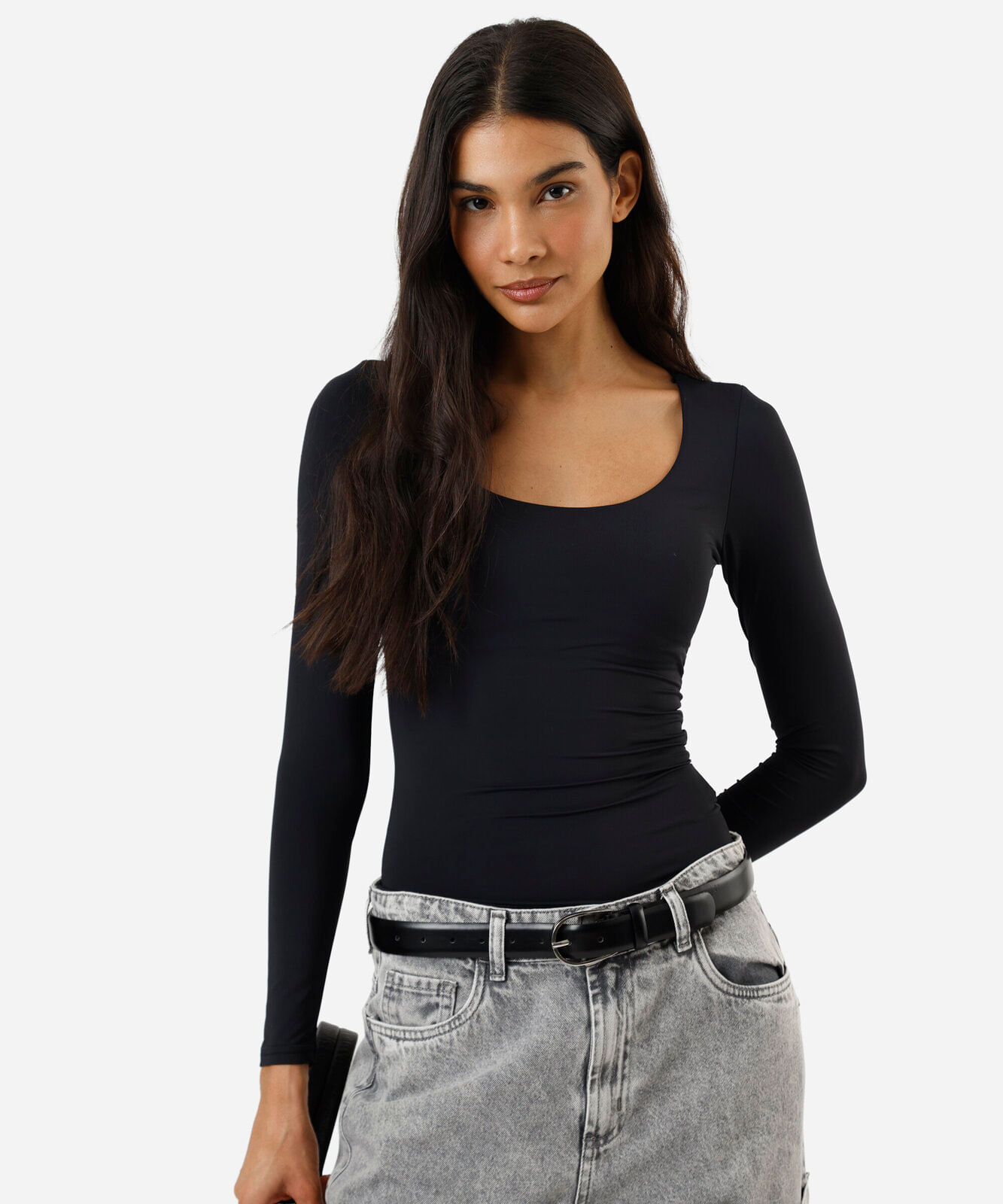 blusa feminina de poliamida decote redondo manga longa preta
