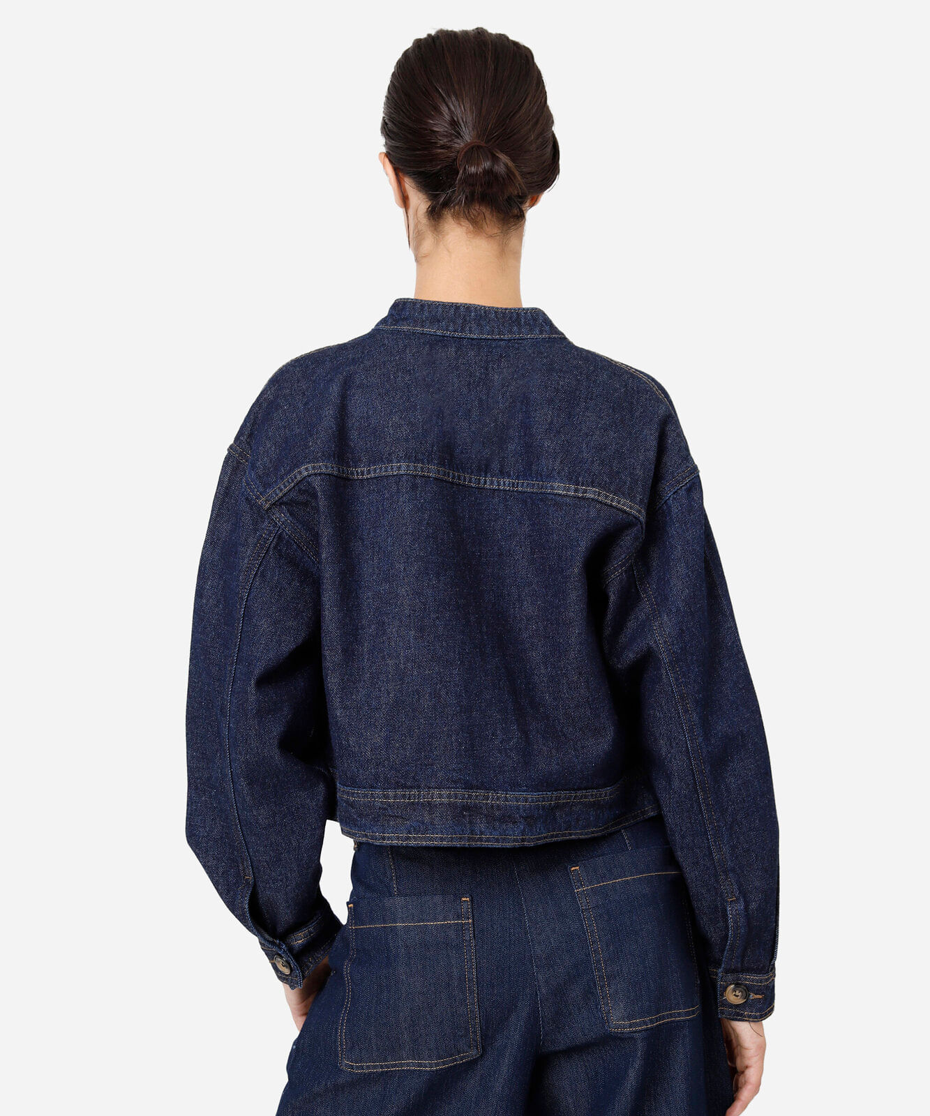 jaqueta cropped feminina jeans com bolsos azul