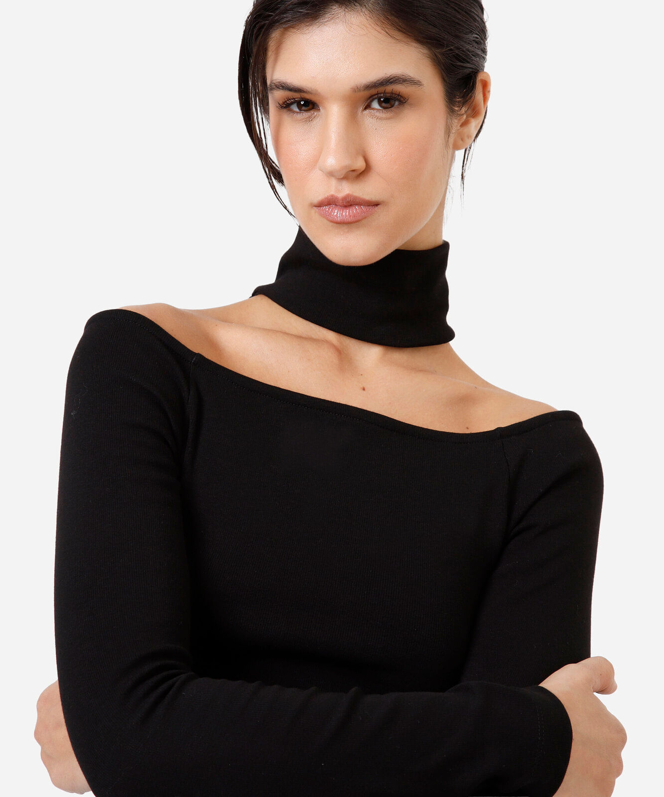 blusa feminina de algodão gola alta manga longa com recorte preta