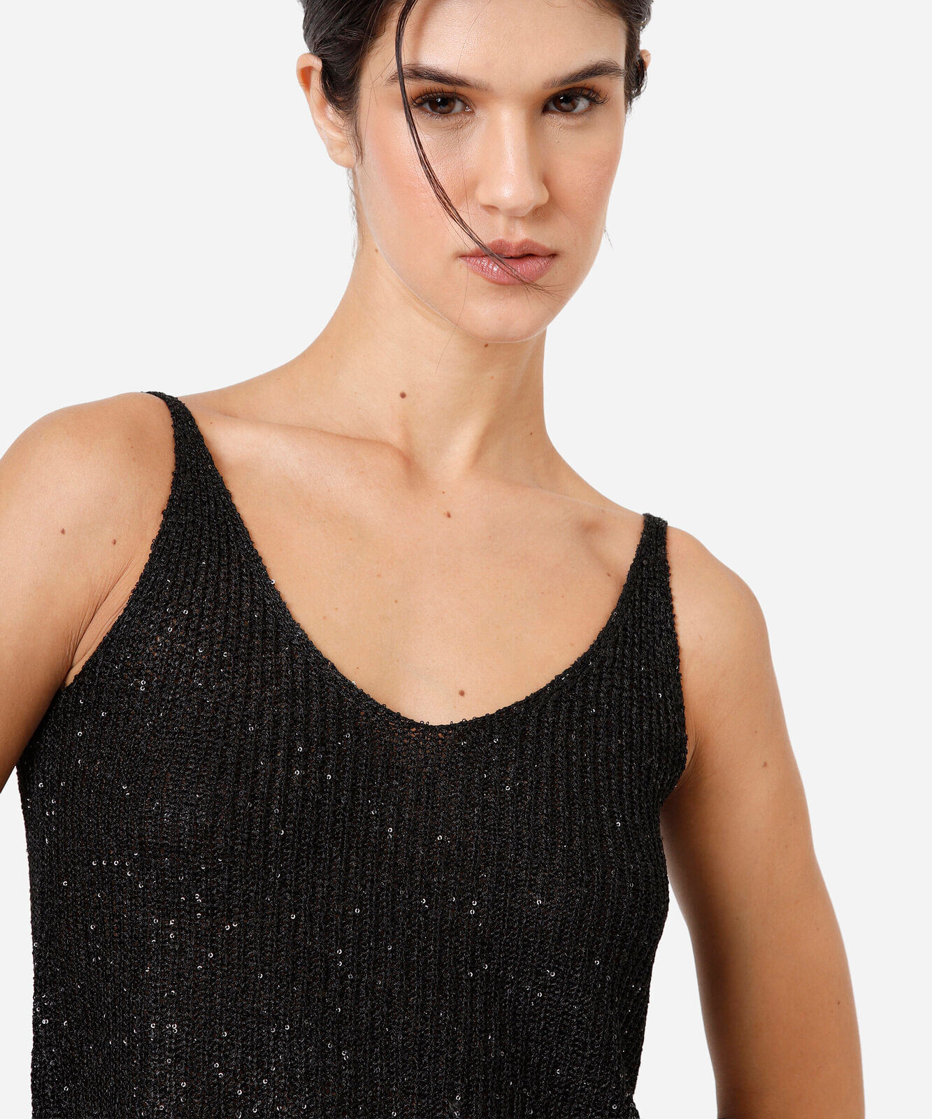 regata cropped feminina de tricot com paetê preta