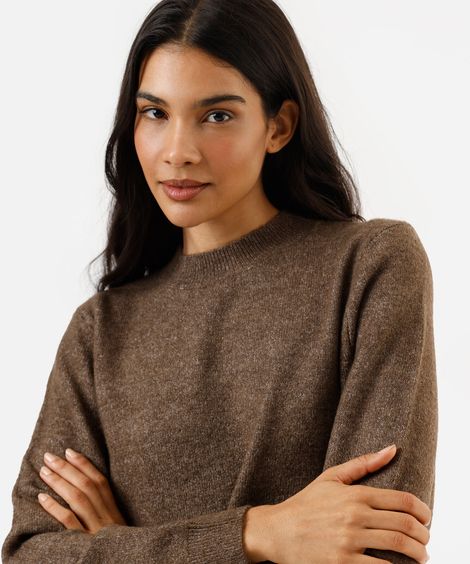 suéter básico feminino cropped de tricot marrom