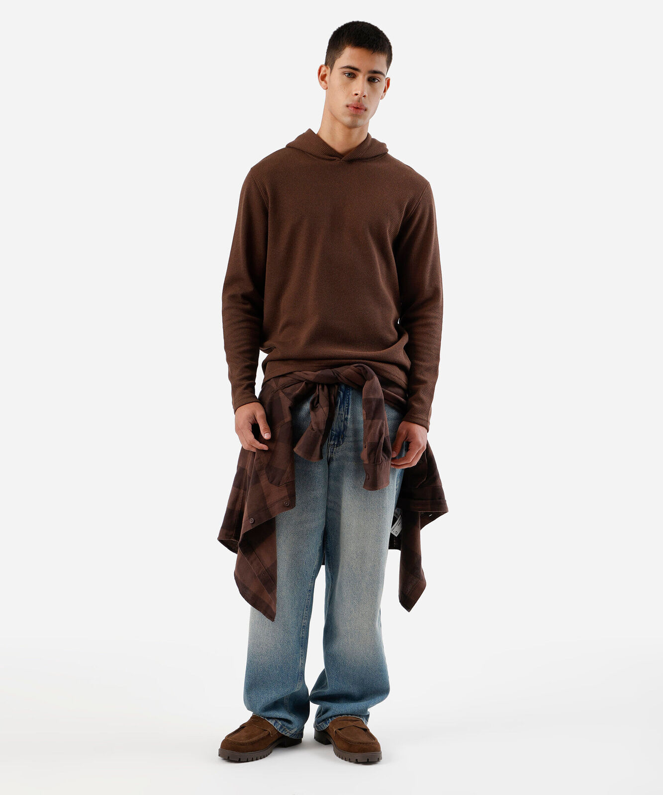 blusa masculina com capuz texturizada marrom