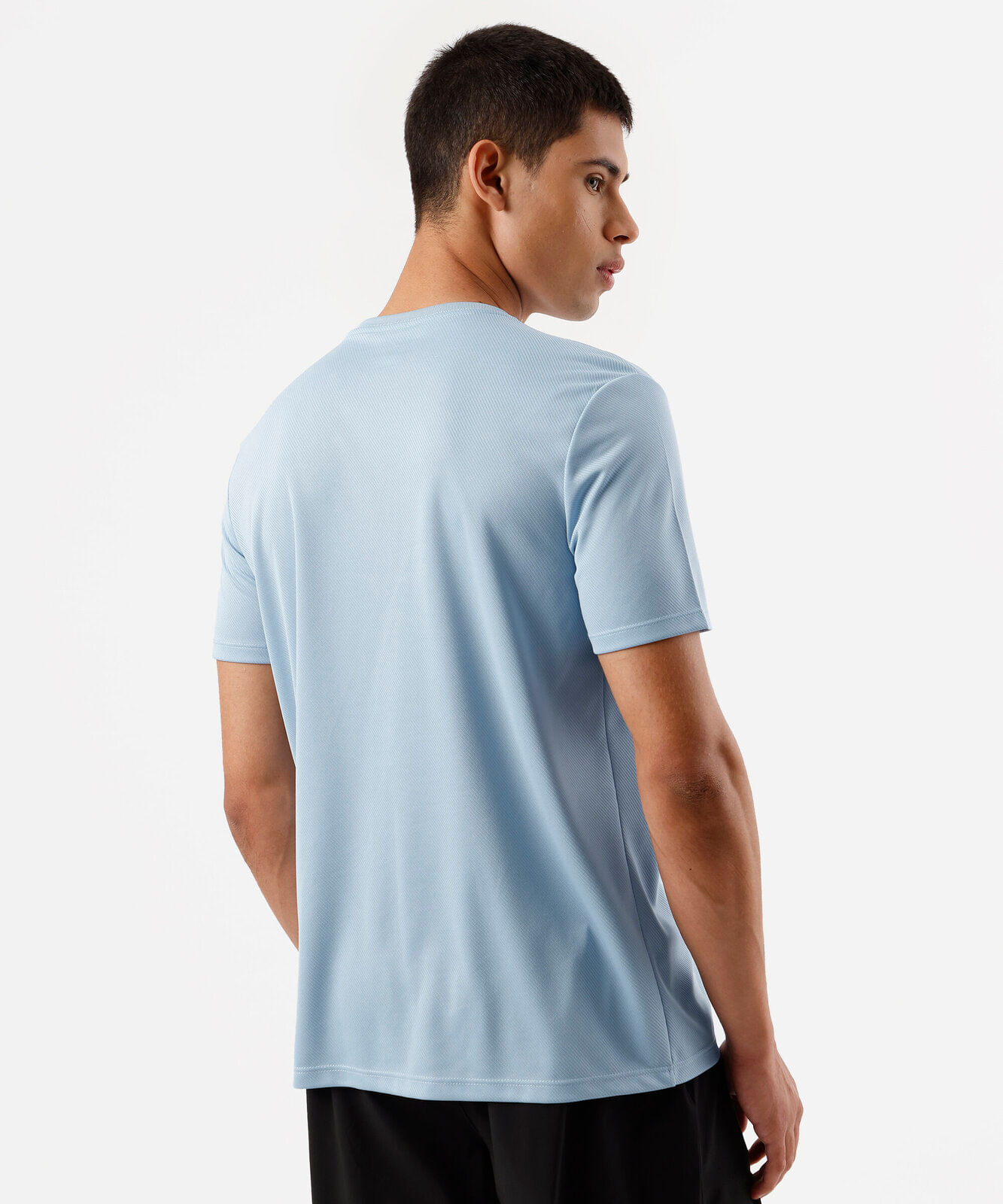 camiseta esportiva masculina manga curta - azul nuvem