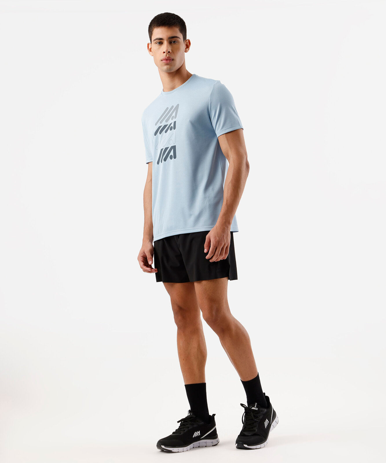 camiseta esportiva masculina manga curta - azul nuvem