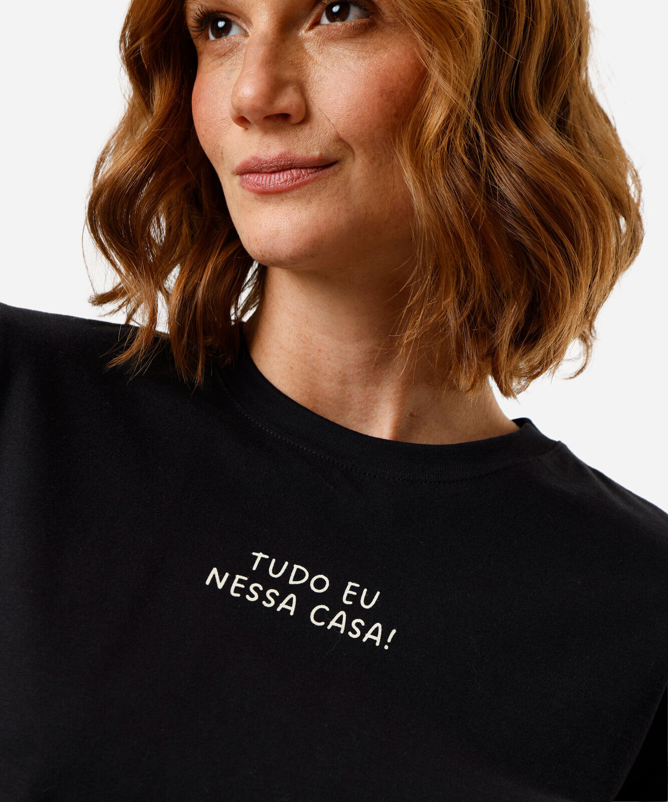 camiseta feminina de algodão manga curta estampada preta