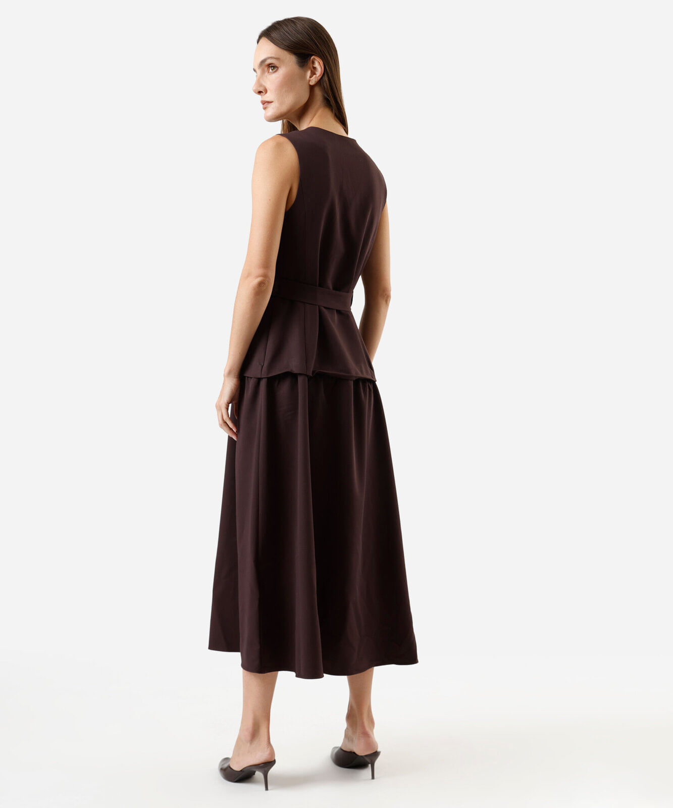 vestido midi feminino colete com cinto marrom