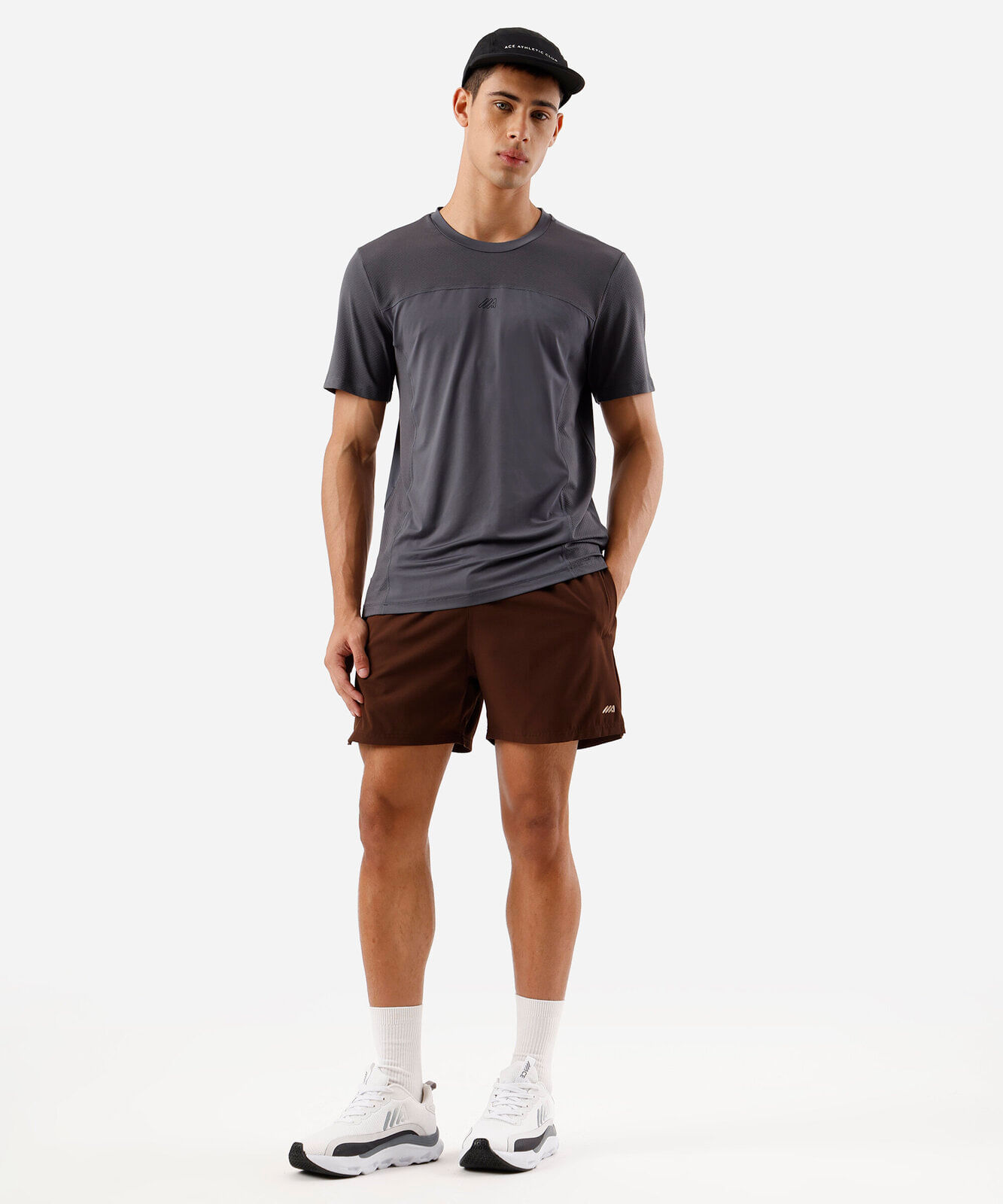 camiseta esportiva slim masculina manga curta com recortes cinza