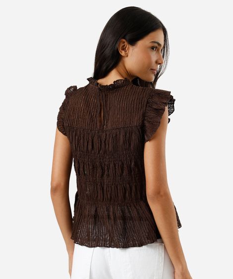 regata feminina com babados texturizada marrom