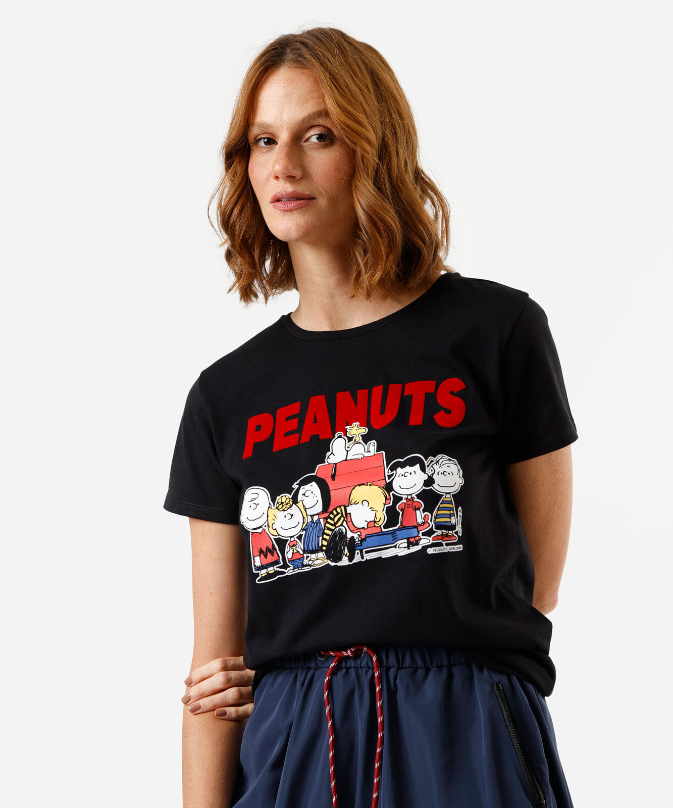 camiseta feminina de algodão manga curta snoopy preta