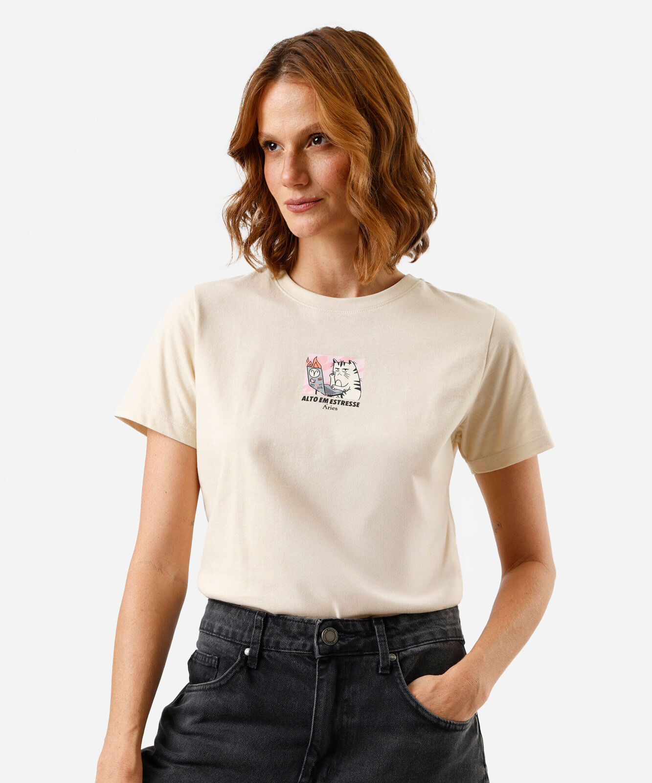 camiseta feminina de algodão manga curta estampada bege