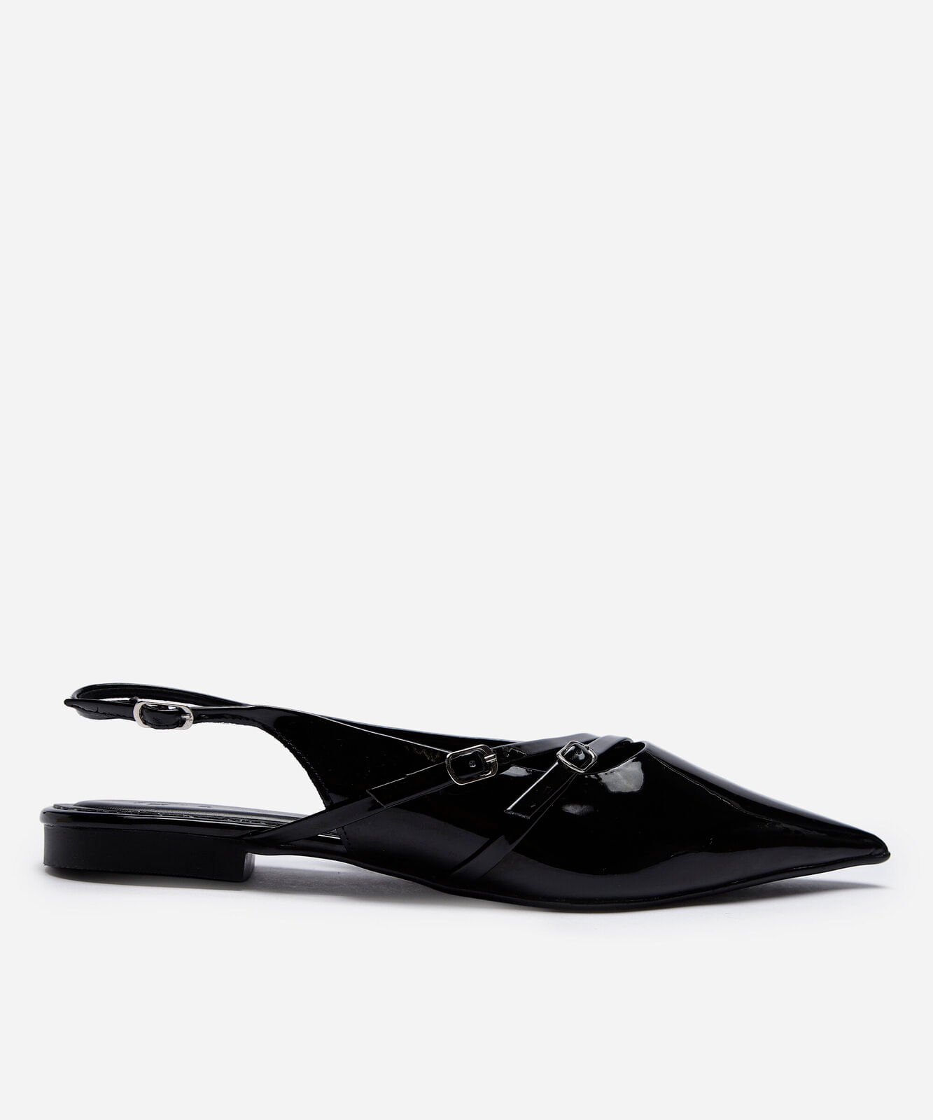 sapatilha slingback bico fino com fivelas preta