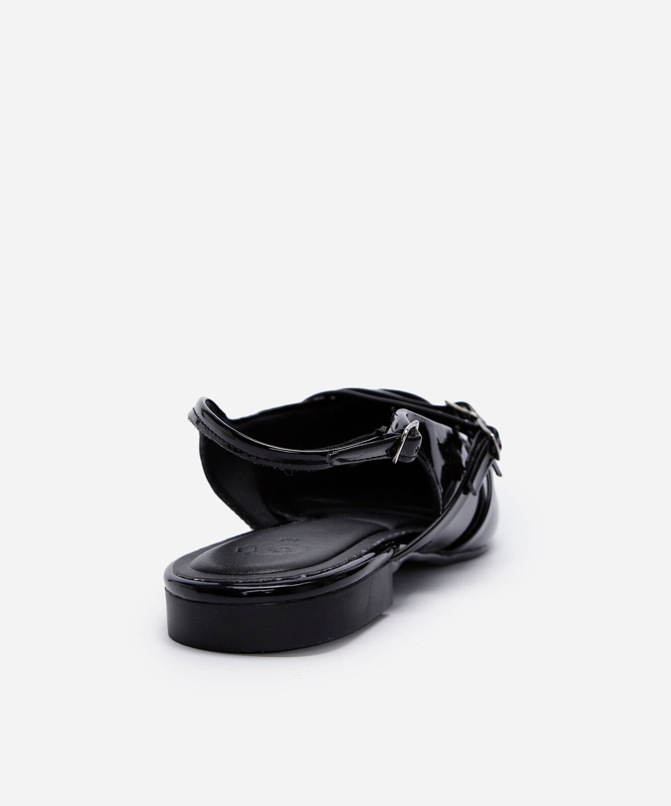 sapatilha slingback bico fino com fivelas preta