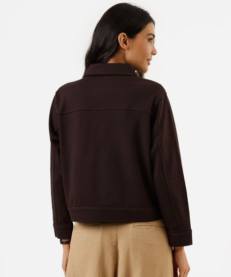 jaqueta básica feminina com bolsos texturizada marrom