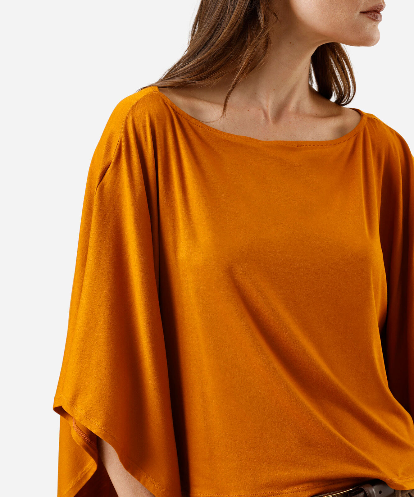 blusa ampla feminina de viscose decote canoa laranja