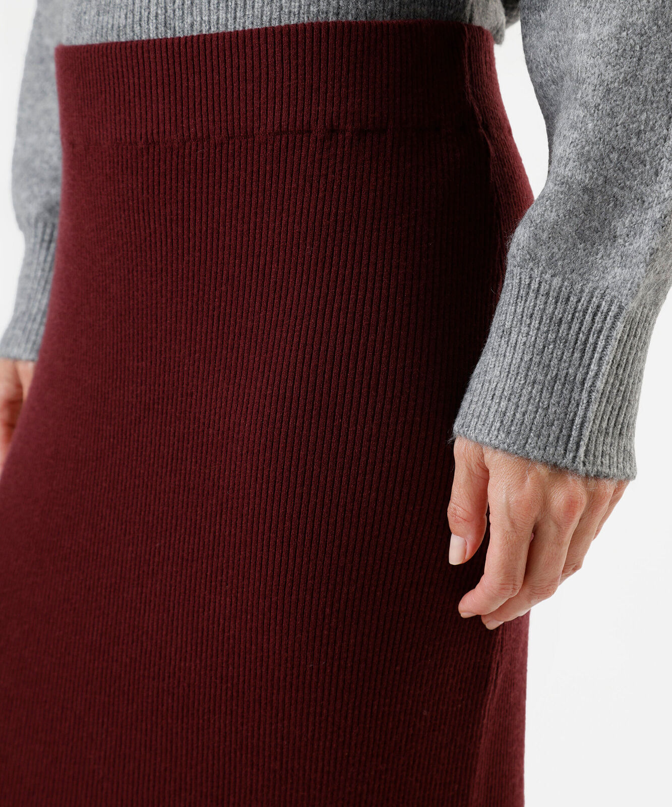 saia midi feminina de tricot canelada vinho