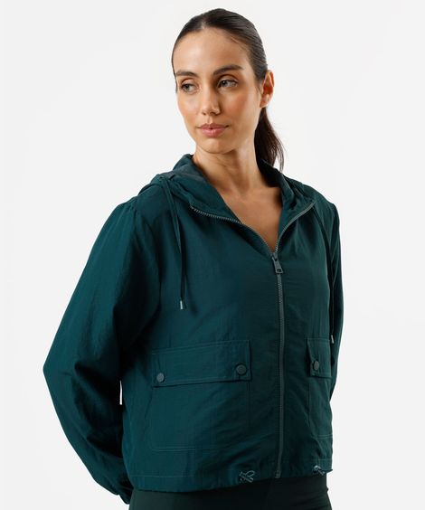 jaqueta corta vento com bolsos verde