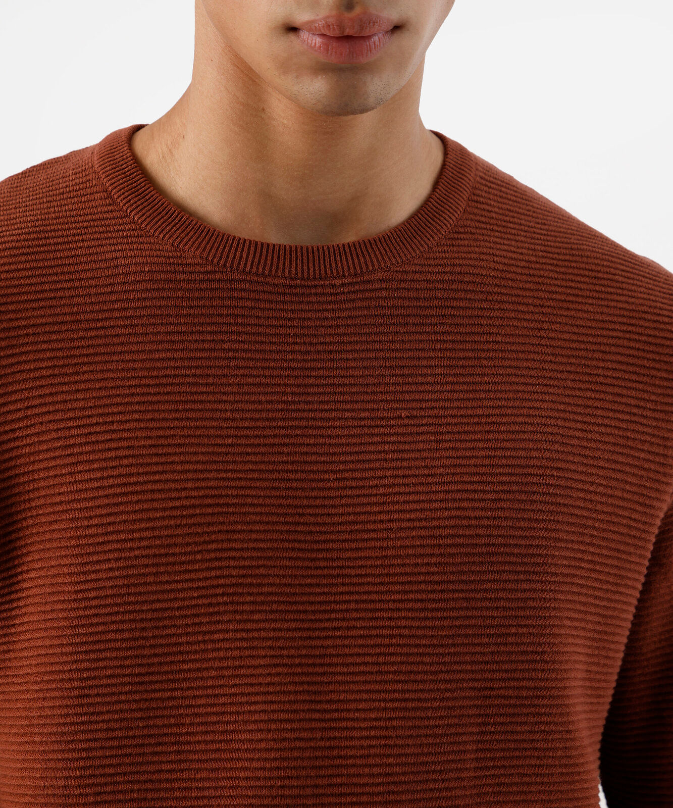 suéter de tricot canelado laranja