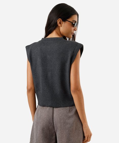 colete feminino de tricot com ombreiras cinza