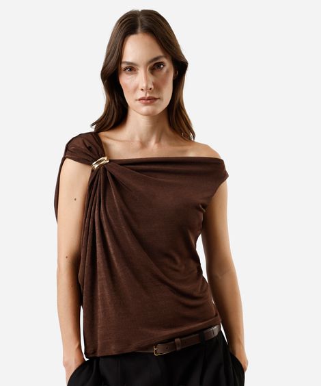 blusa ombro único feminina com fivela franzida marrom