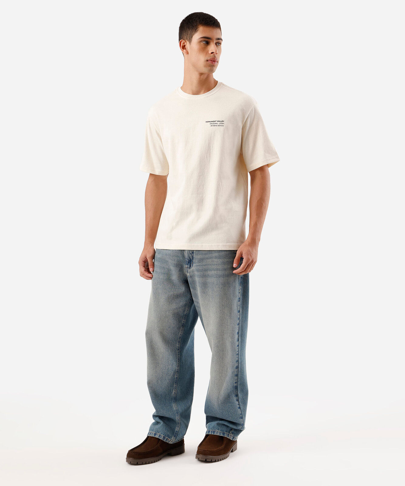 camiseta masculina de algodão manga curta estampada bege