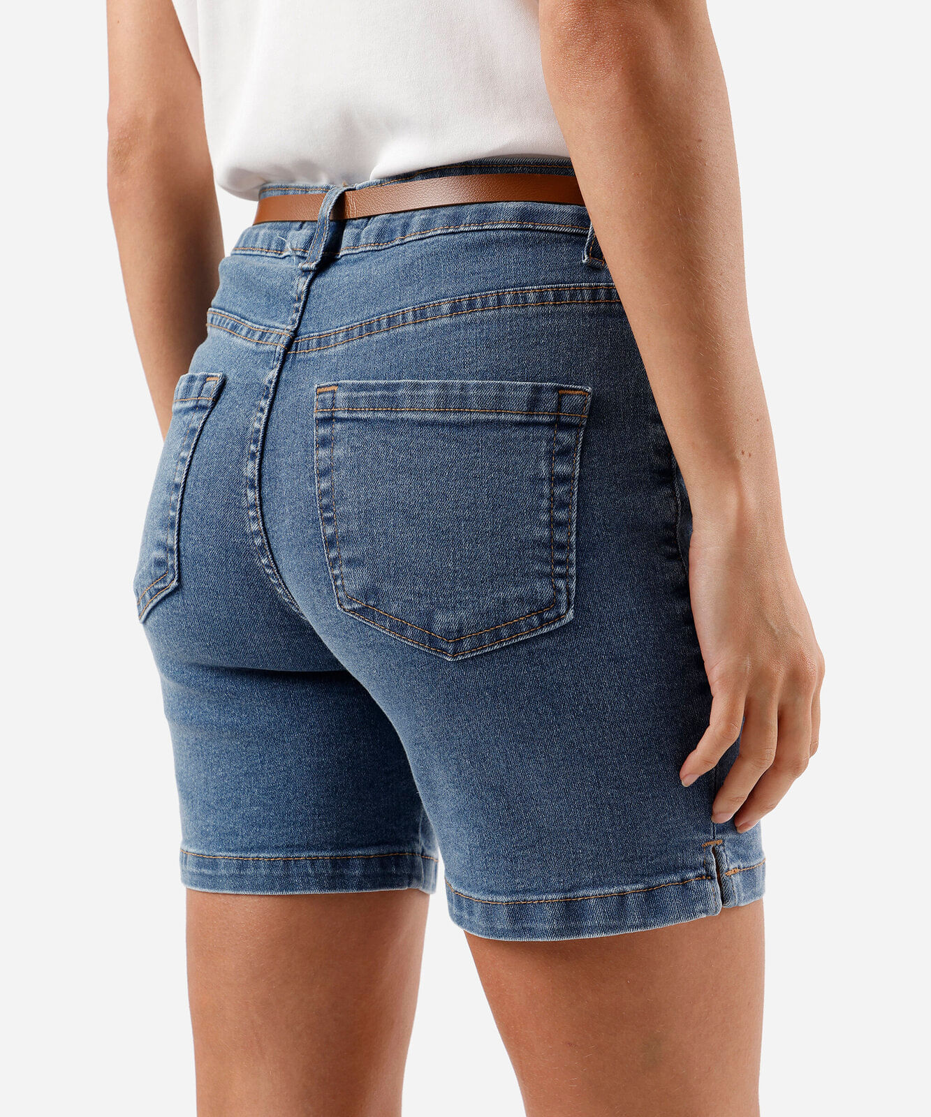 short feminino jeans cintura alta com cinto azul