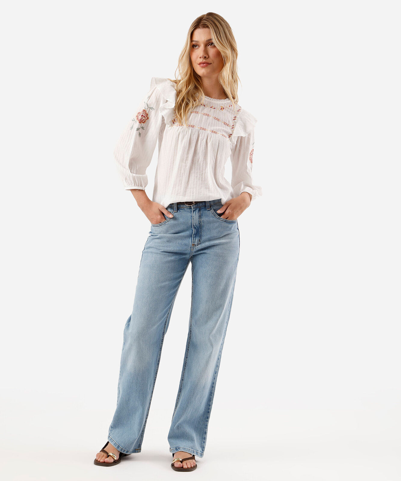 bata feminina de algodão com bordado e babado manga longa off white