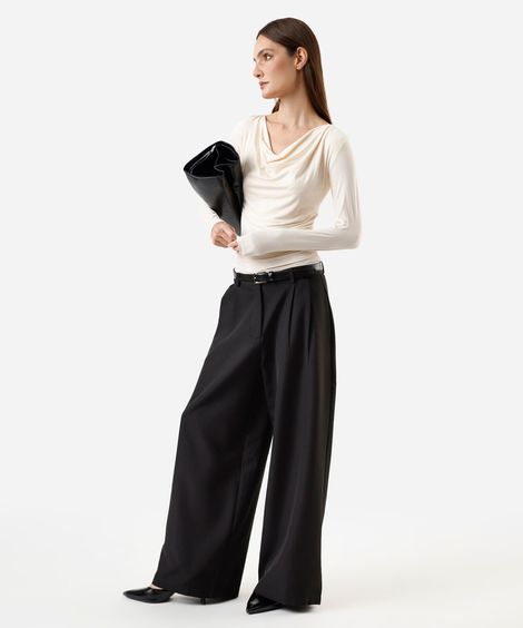 blusa feminina decote degagê manga longa off white