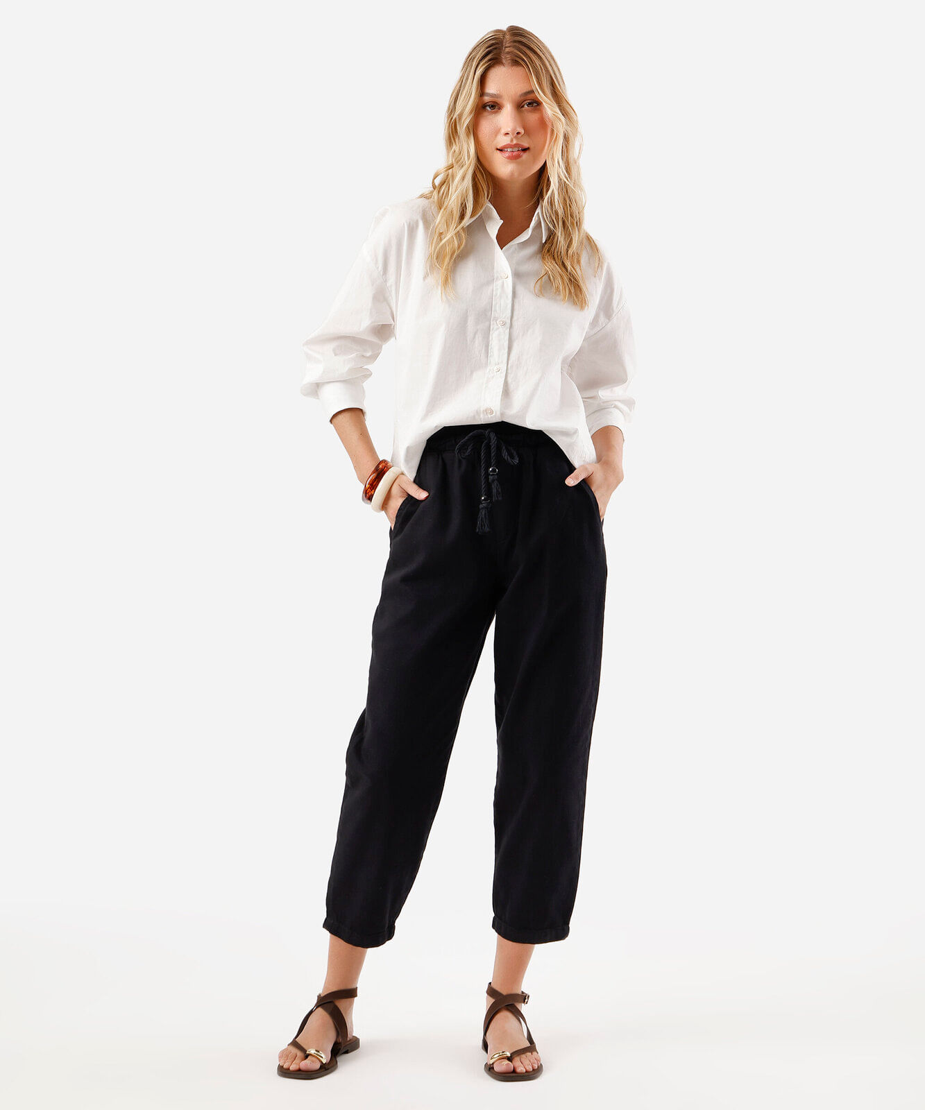 calça clochard feminina de sarja cós elástico preta