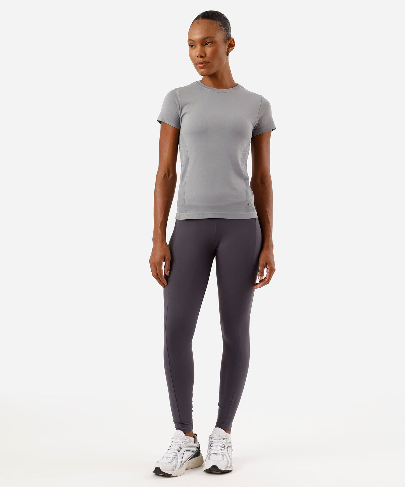 calça legging esportivacom bolso cinza