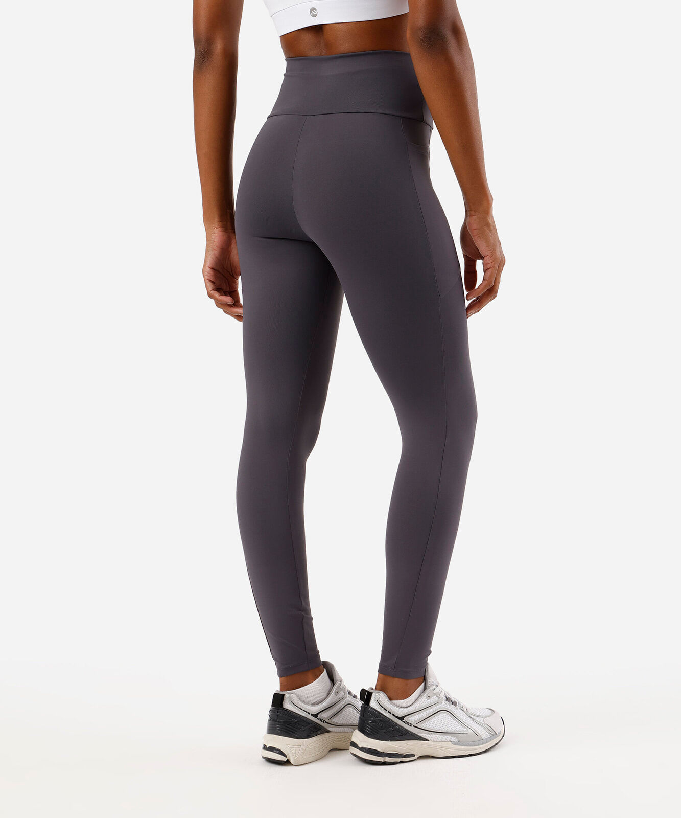 calça legging esportivacom bolso cinza