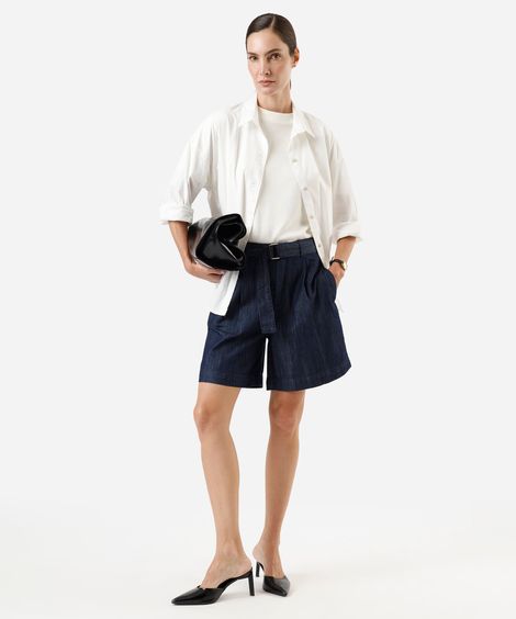 bermuda feminina jeans com pregas e cinto cintura alta azul