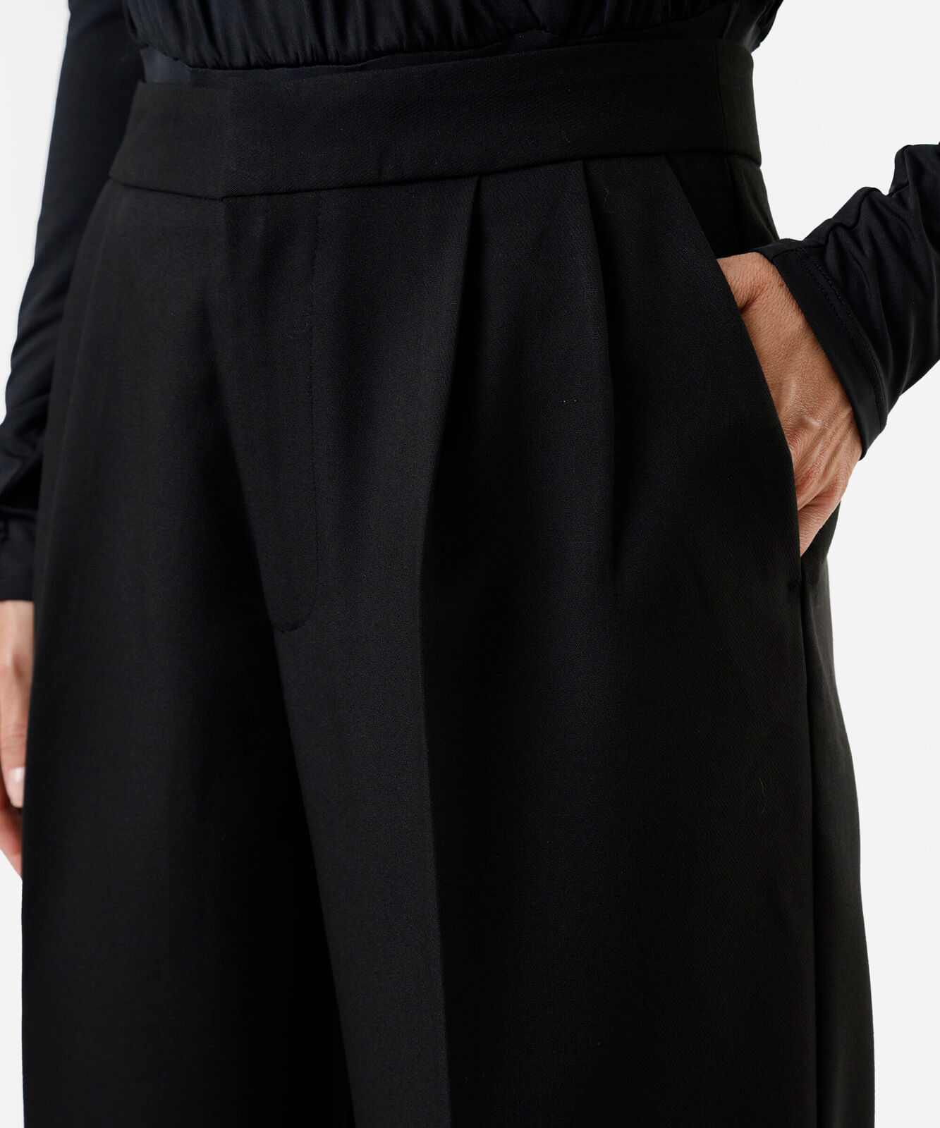 calça reta de alfaiataria feminina cintura alta preta