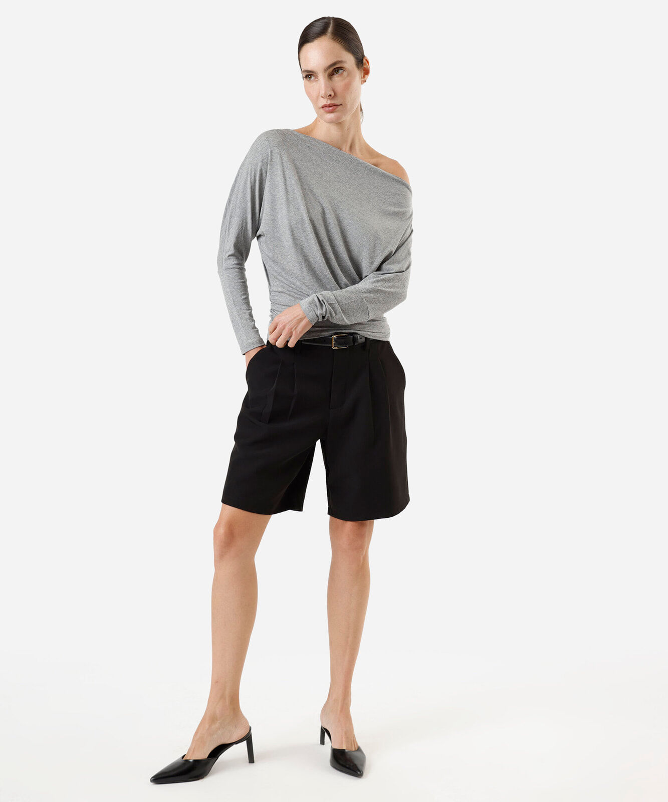 blusa feminina de viscose manga longa franzida cinza
