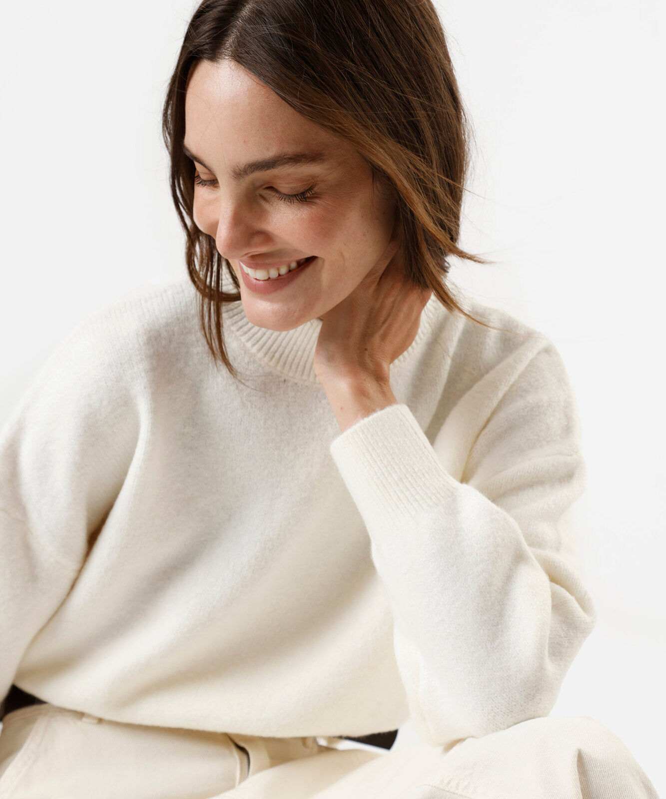 suéter oversized feminino de tricot gola alta off white