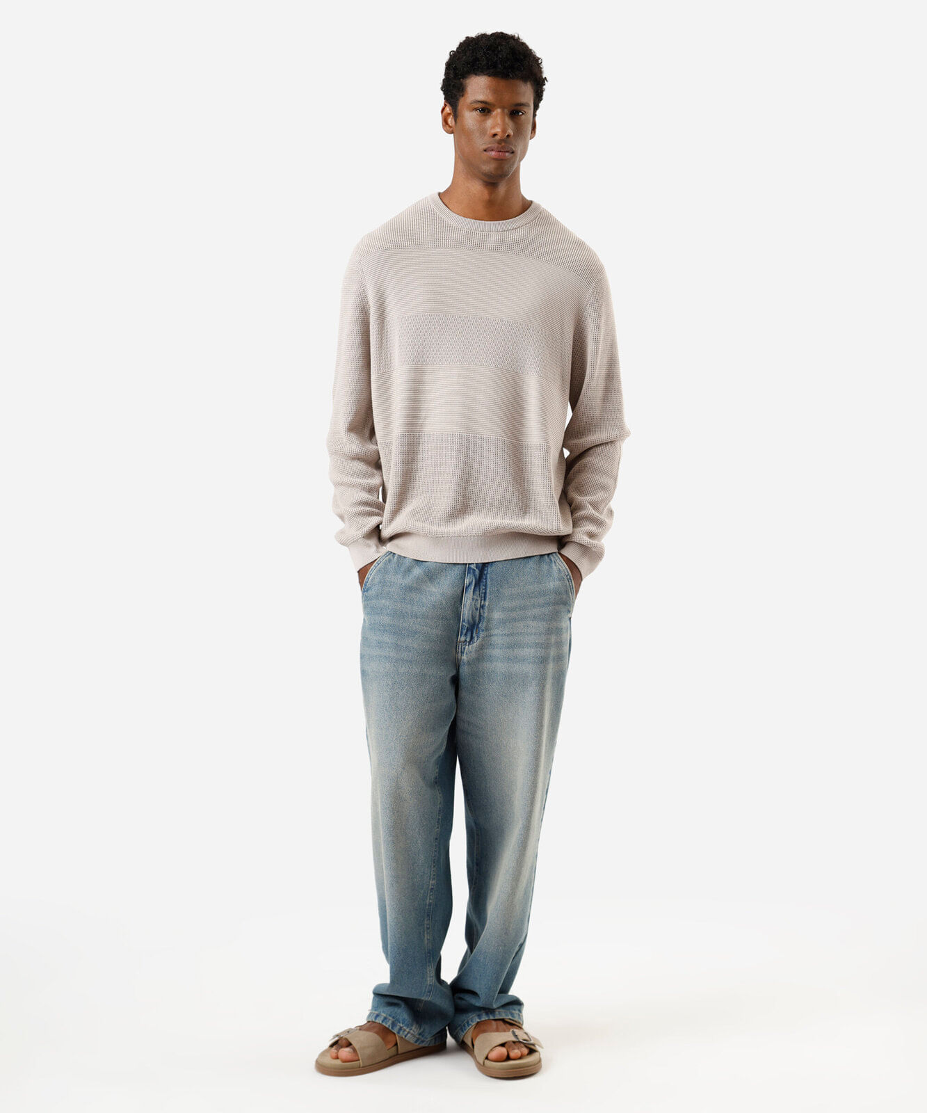 suéter masculino de tricot texturizado bege