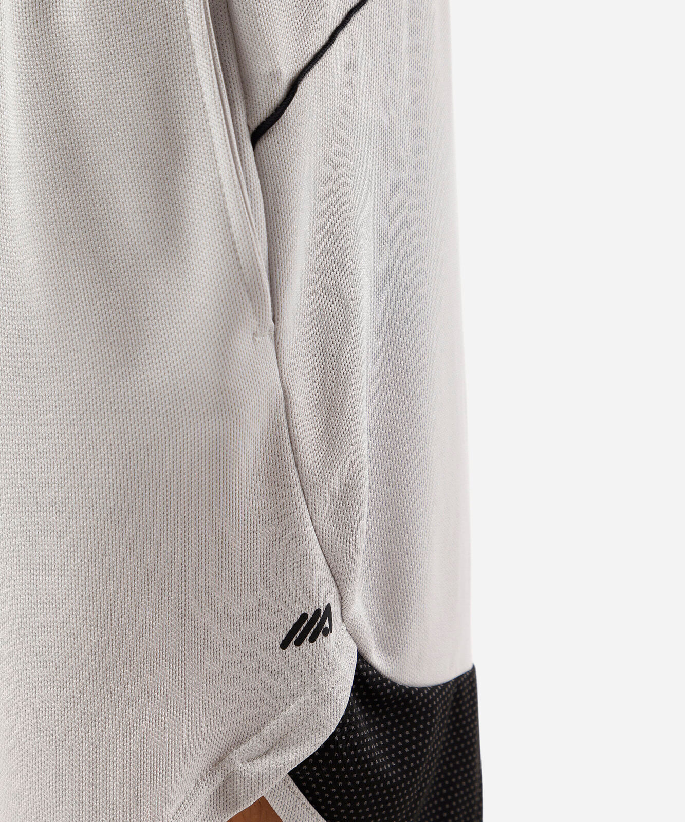 short masculino esportivo texturizado com recorte cinza