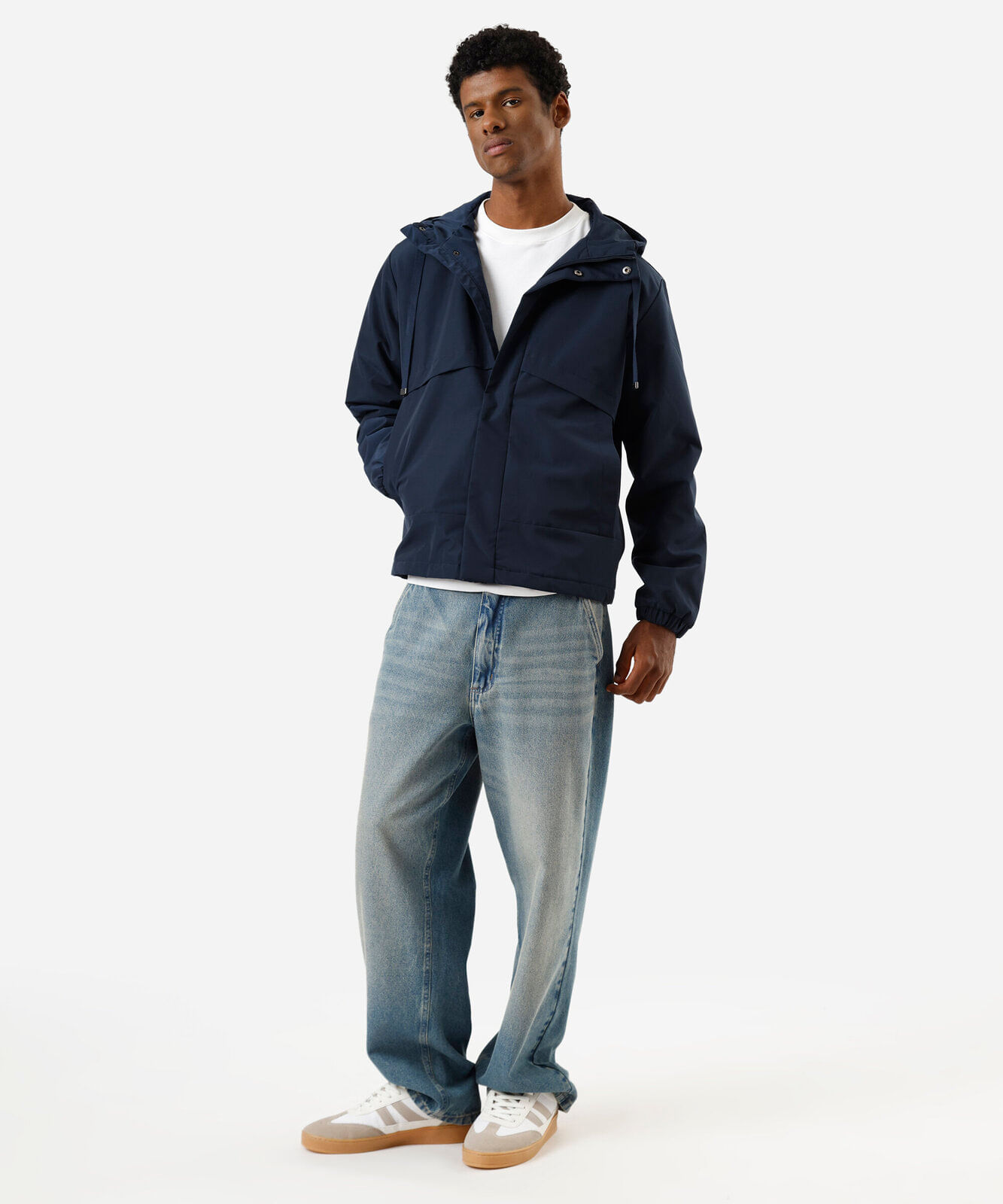 jaqueta masculina com capuz azul