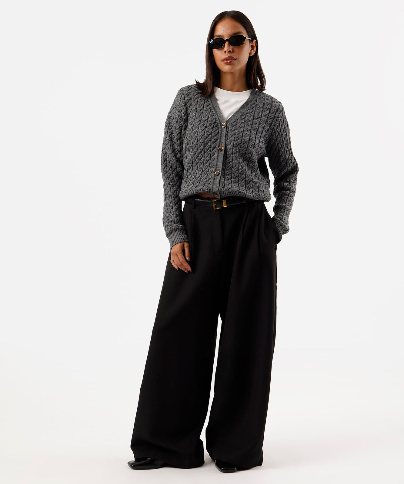 cardigan feminino de tricot decote v texturizado cinza