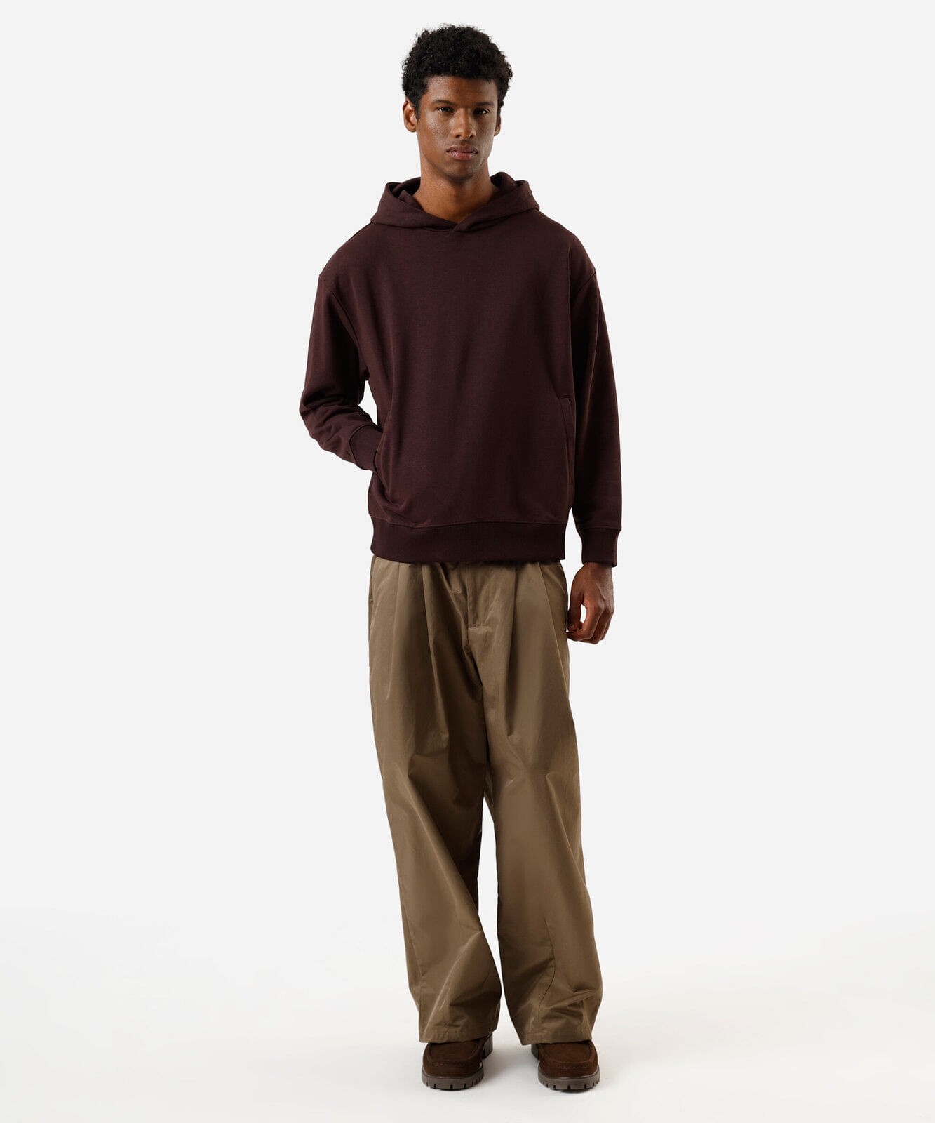 blusão oversized masculino de moletom com capuz marrom