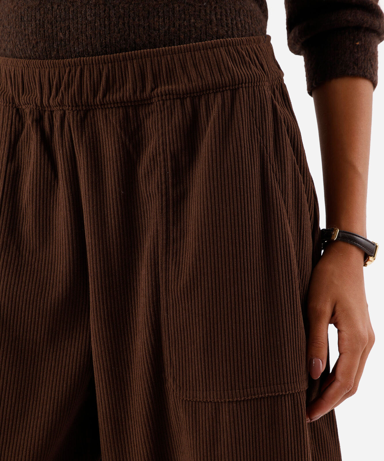 calça balloon feminina de veludo cotelê cós elástico marrom