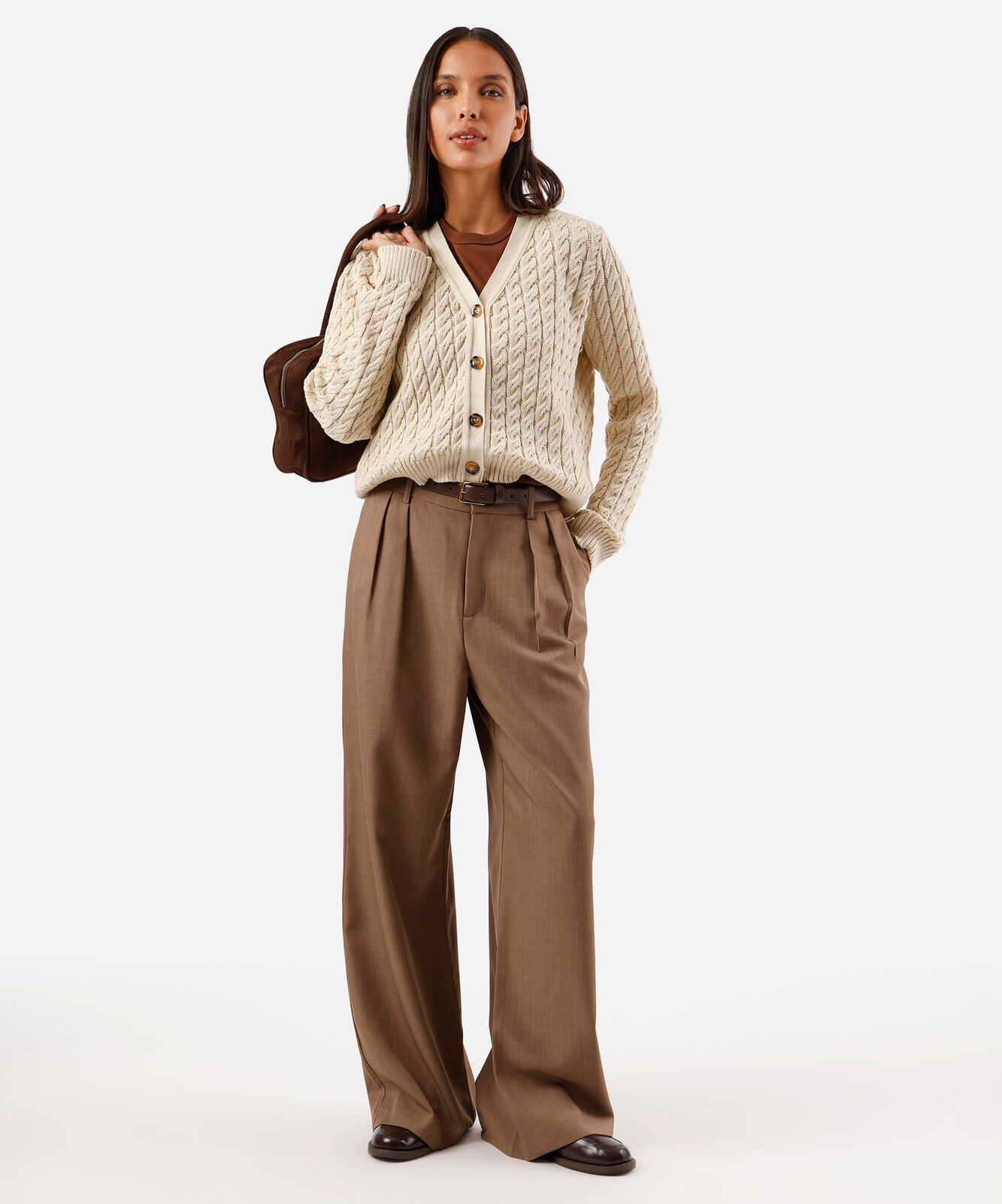 cardigan feminino de tricot decote v texturizado off white