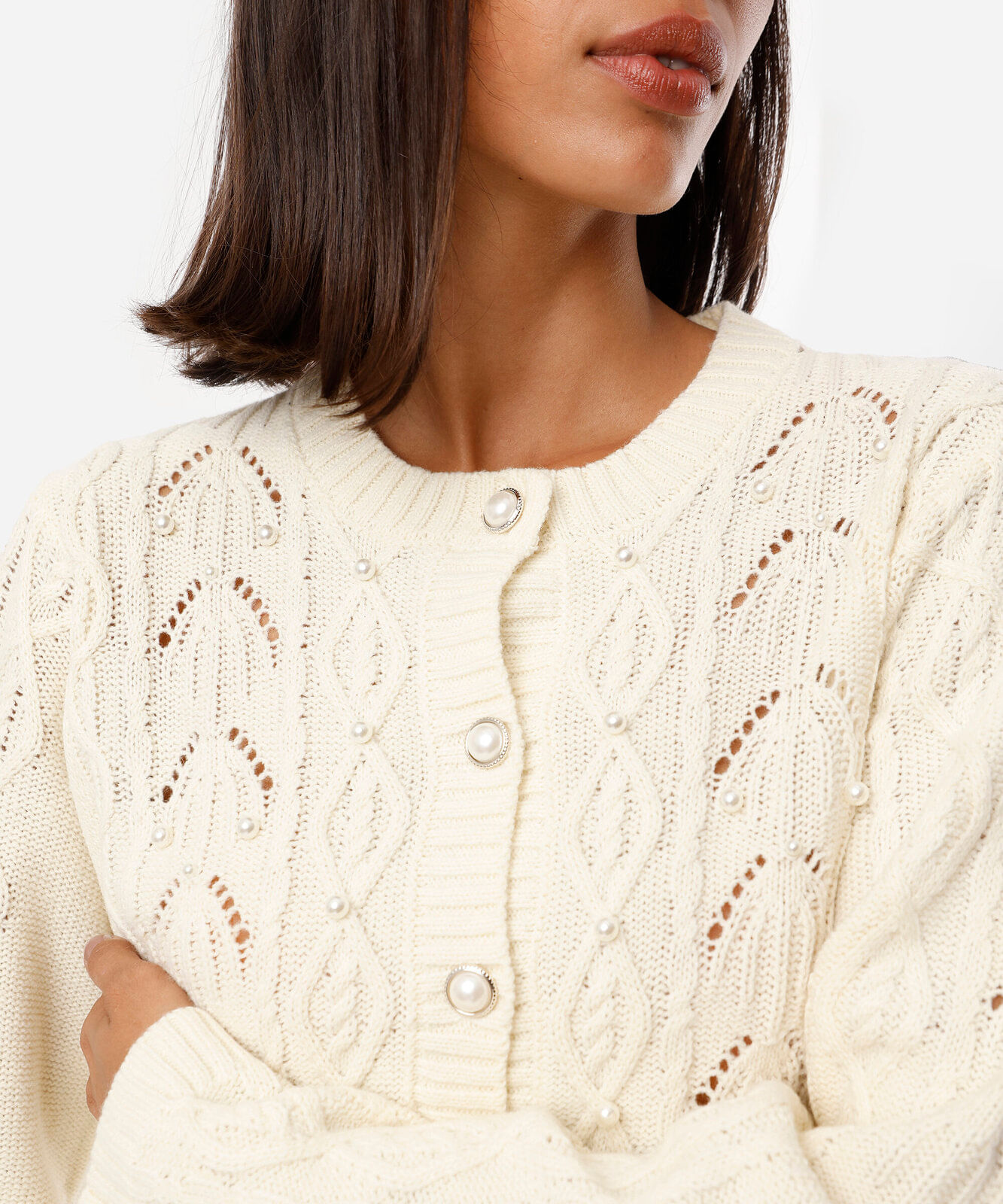 cardigan feminino de tricot texturizado com pérolas off white