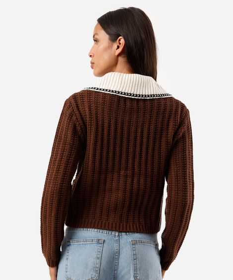 cardigan feminino de tricot com bolsos marrom