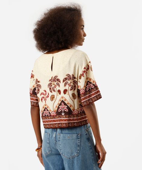 blusa feminina de viscose manga curta folhagens bege