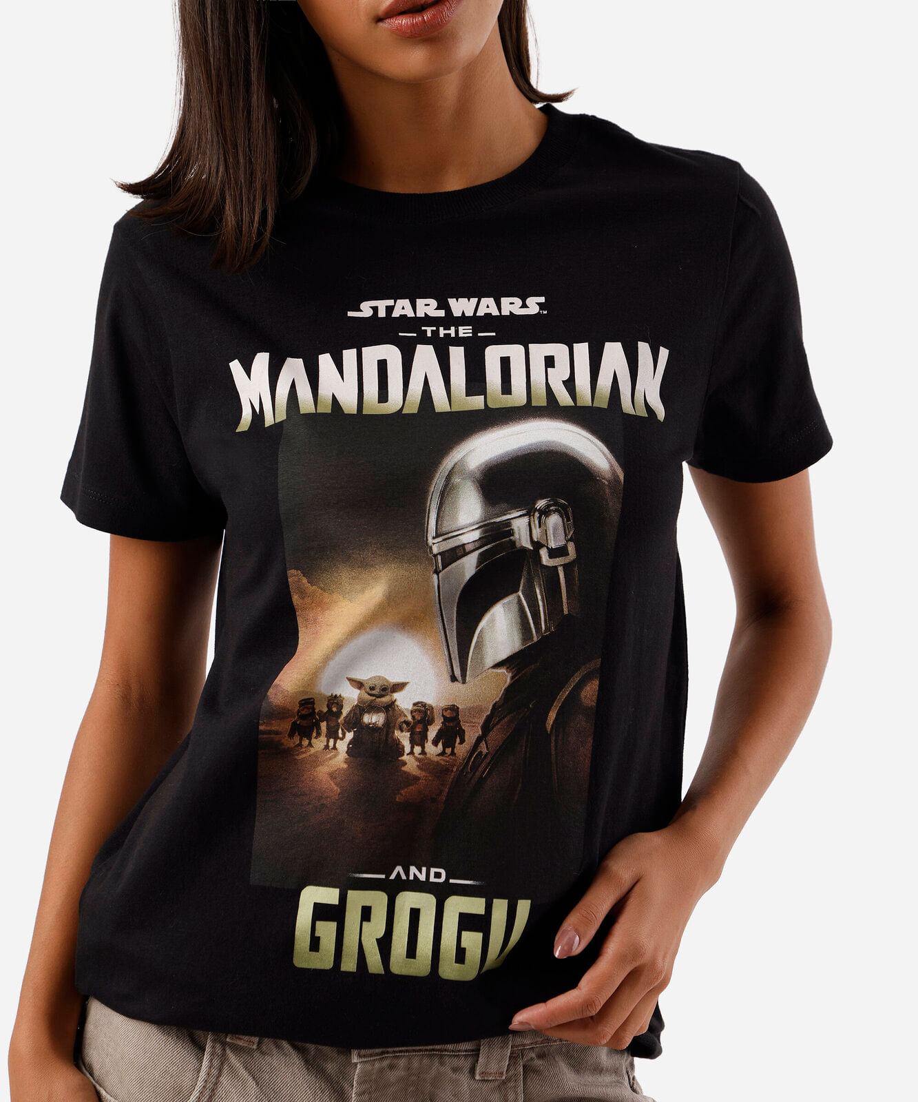camiseta feminina de algodão manga curta the mandalorian preta