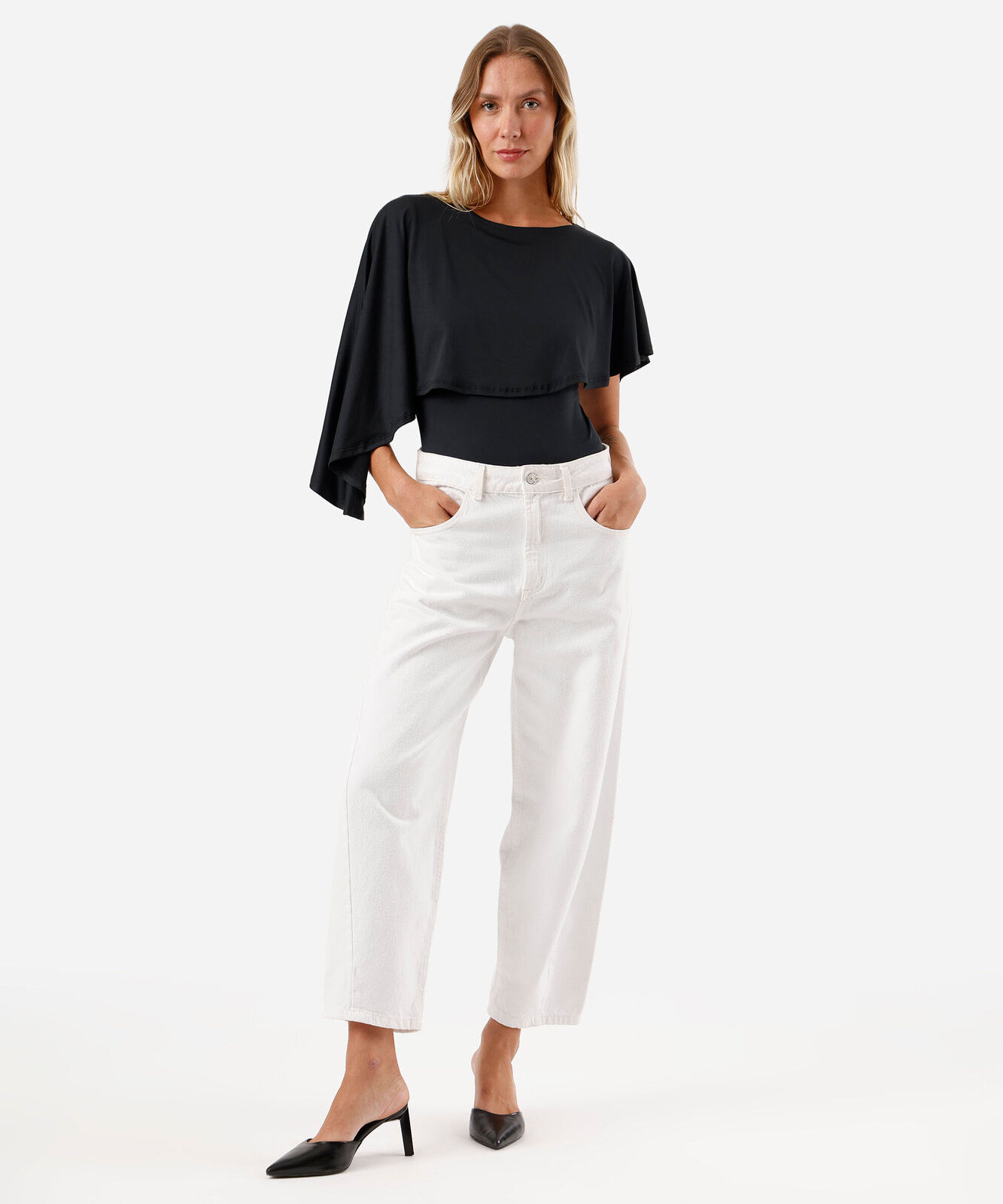 body feminino decote redondo com capa preto