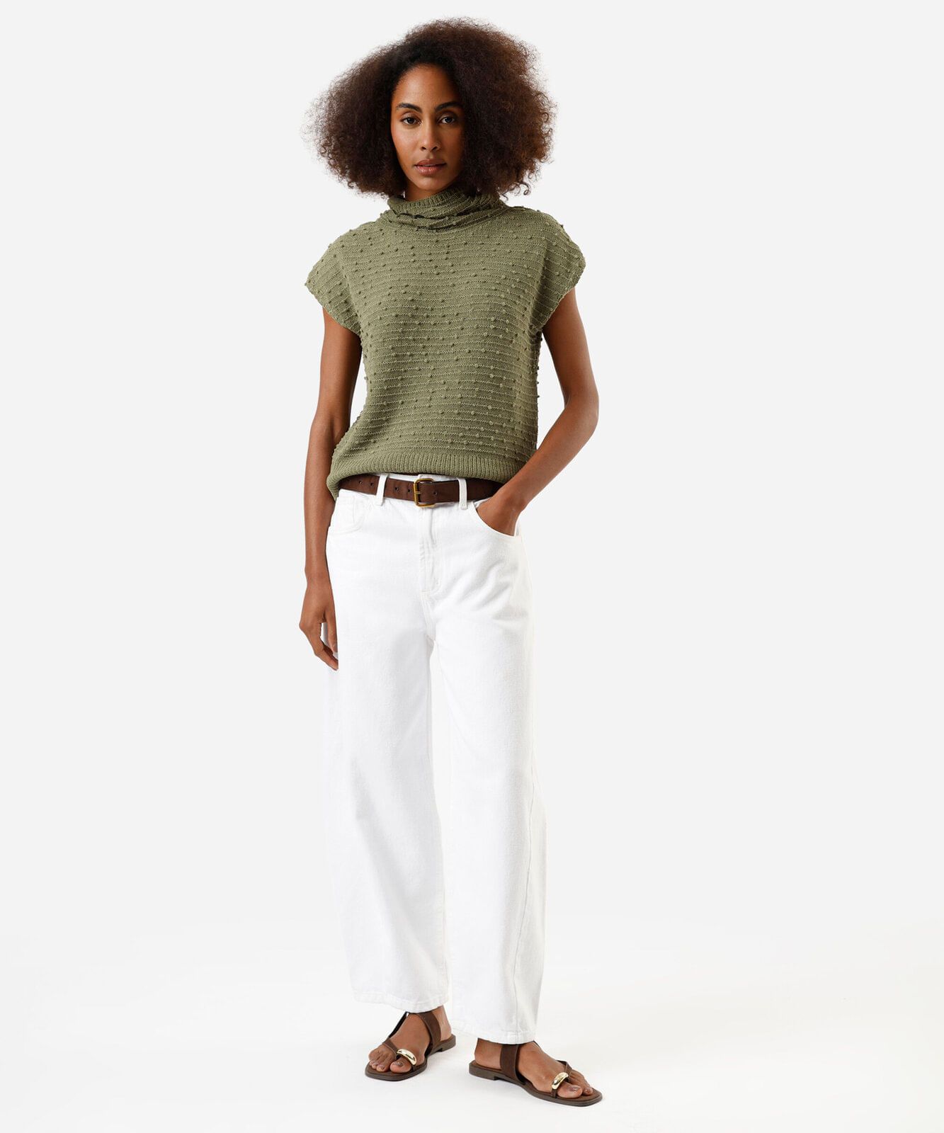 regata de tricot pompom gola alta rolê verde