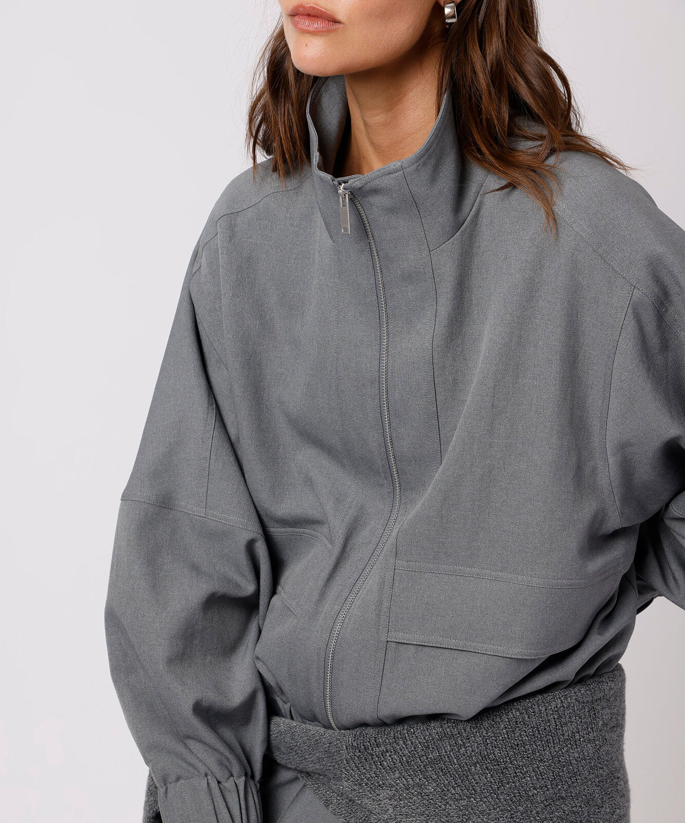jaqueta bomber feminina gola funnel neck mindset cinza