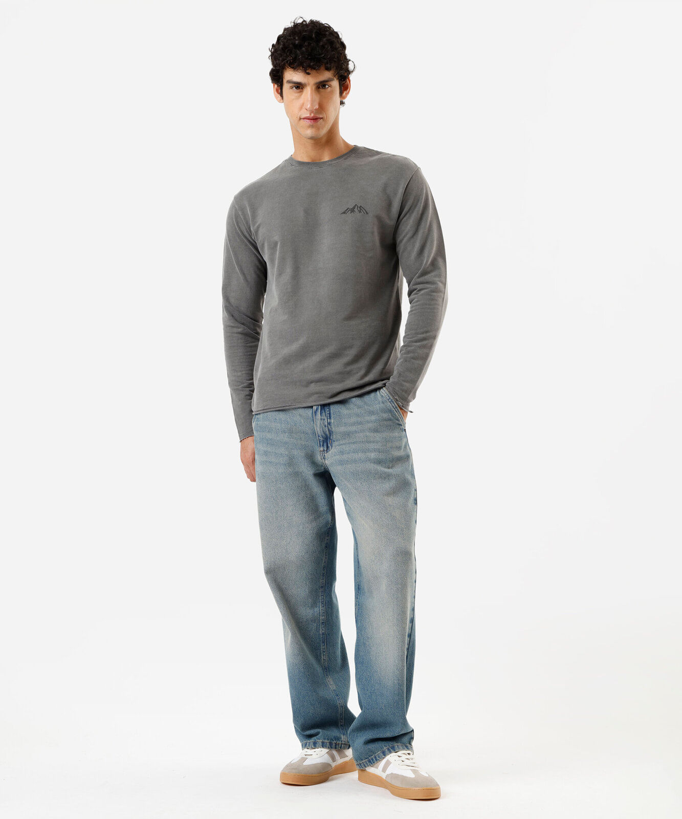 camiseta masculina de algodão manga longa estonada cinza